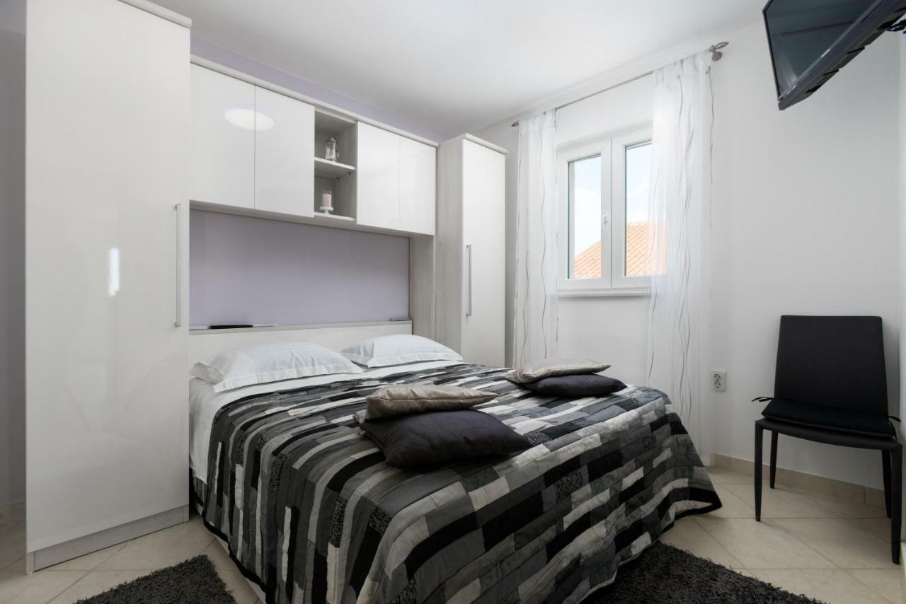 Apartment Goga Sevid Exterior photo