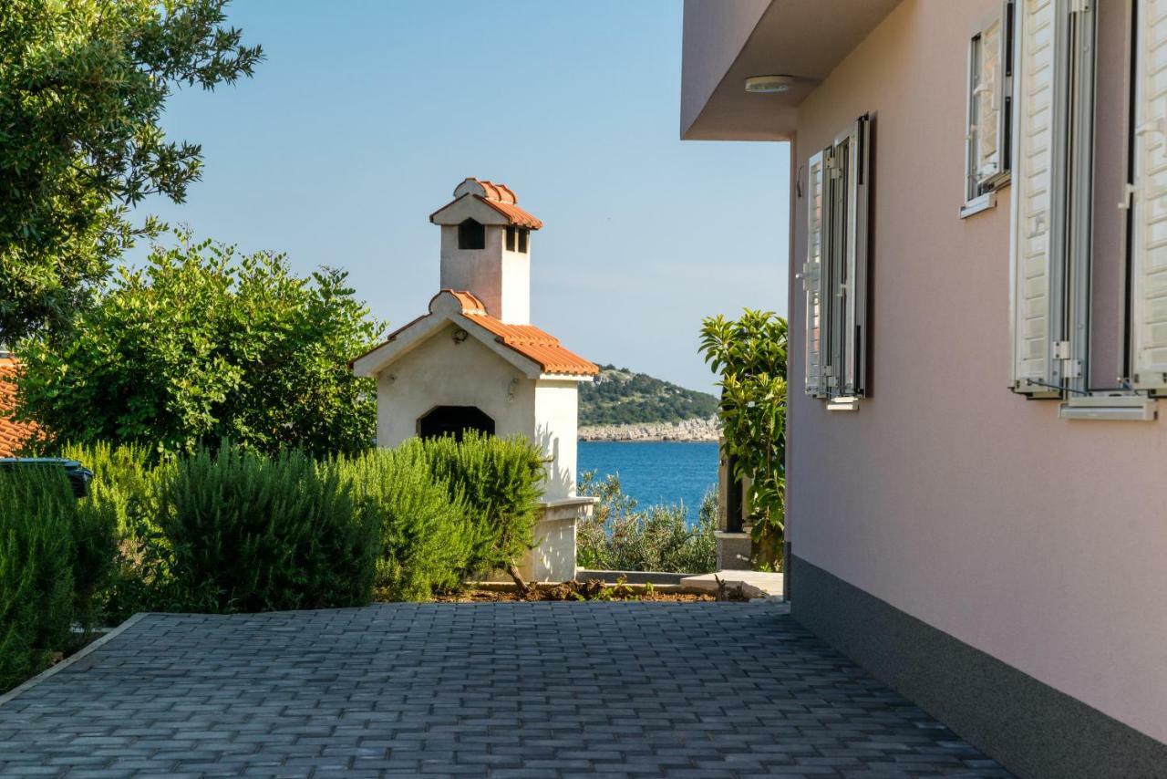 Apartment Goga Sevid Exterior photo