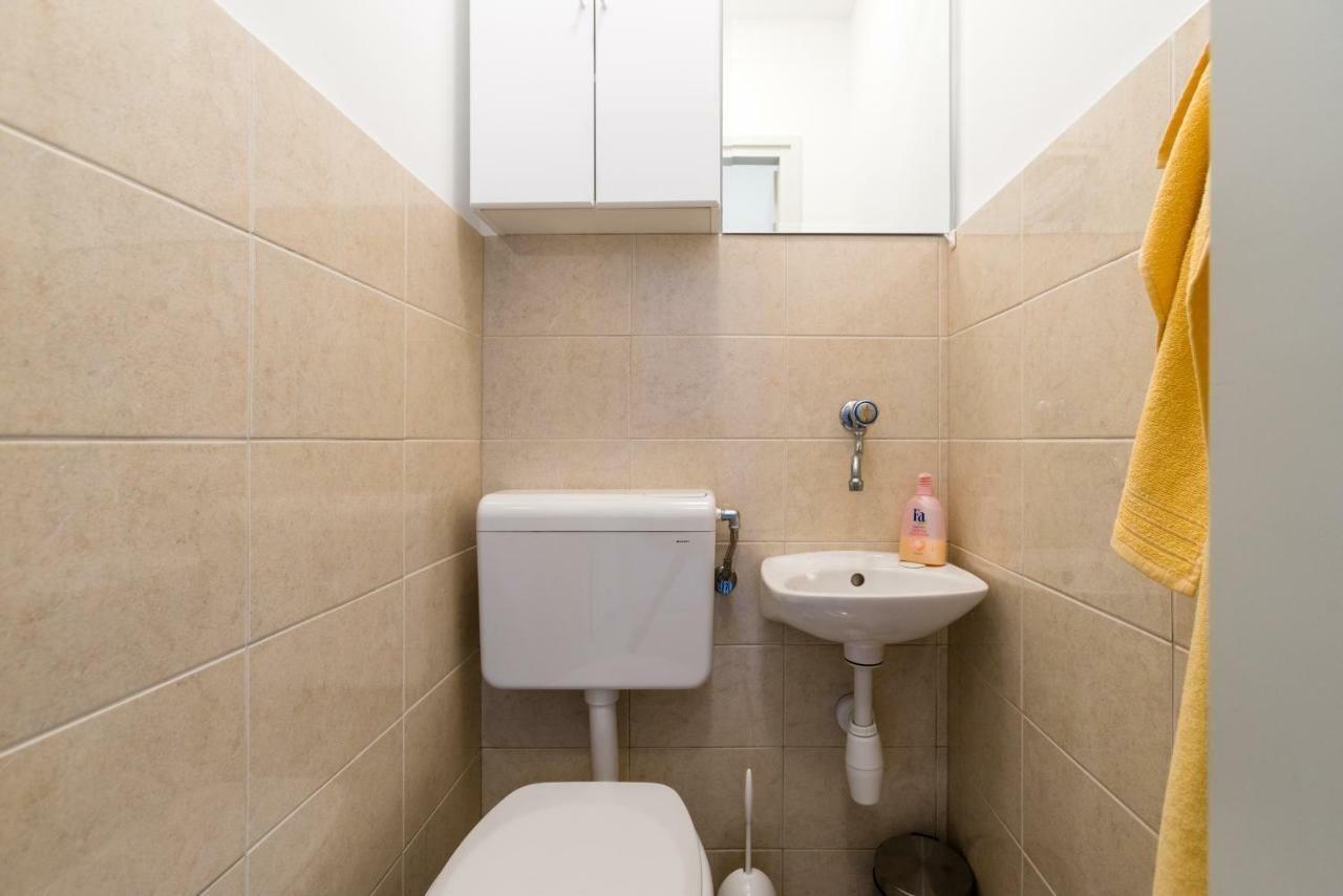 Apartment Goga Sevid Exterior photo
